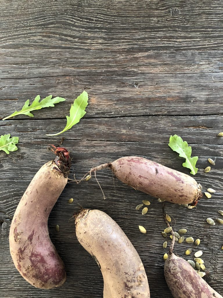 roedbeder og graeskarkerner til roedbedesalat